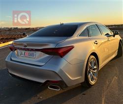 تويوتا أفالون